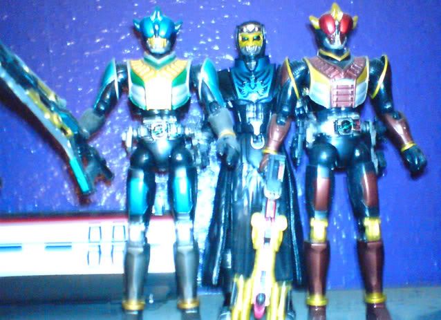 Souchaku Zeronos Altair and Vega with Figuarts Deneb